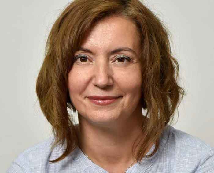 Ivana Mošić Pražetina, psihoterapeutkinja, socijalna radnica Ivana Mošić Pražetina, psihoterapeutkinja, socijalna radnica